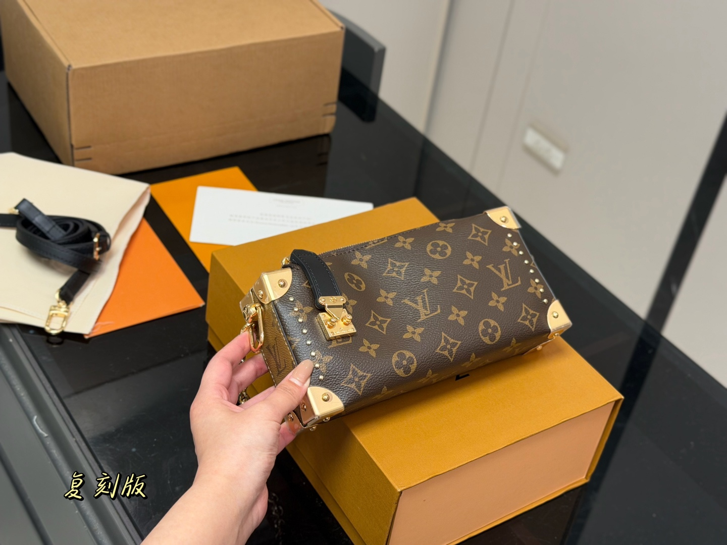 Louis Vuitton LV Shipping Box Included | Luxury Designer Fashion Accessory